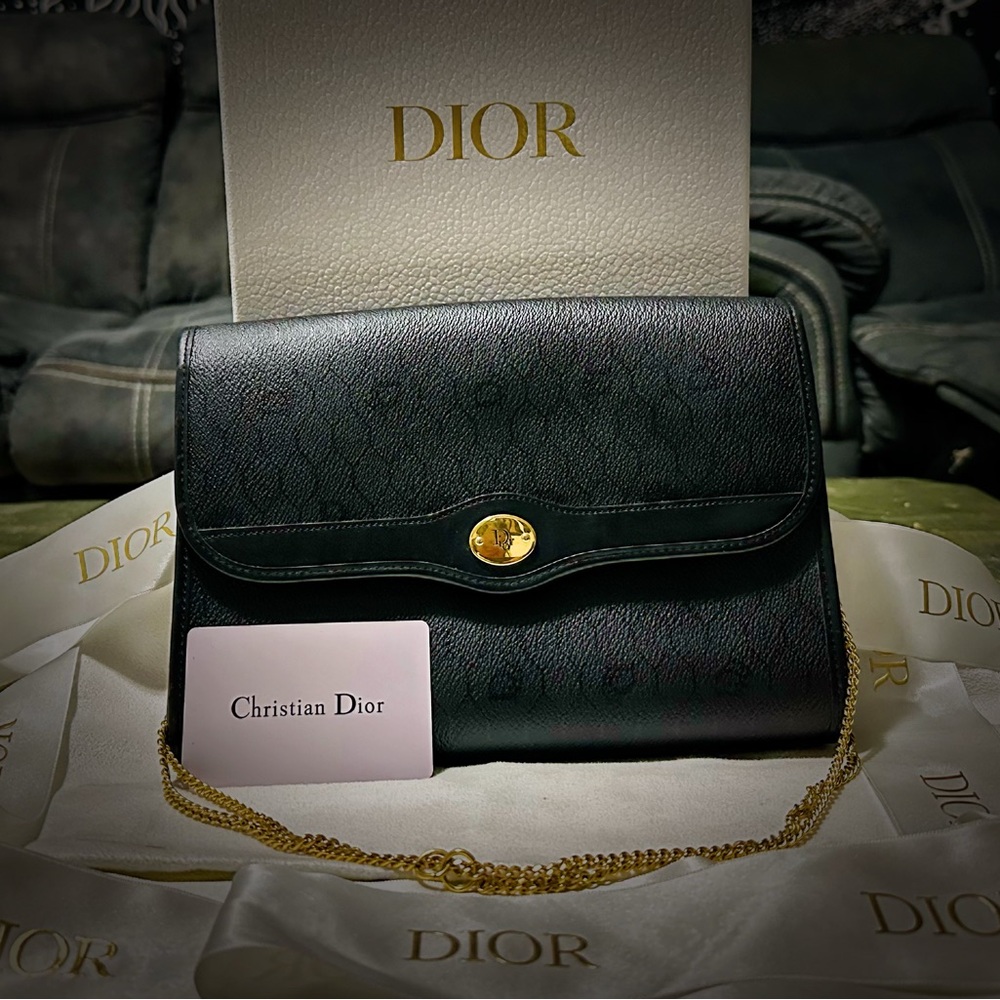 Authentic vintage Christian Dior Black Leather shoulder bag with Gold Accents - Picture 6 of 17